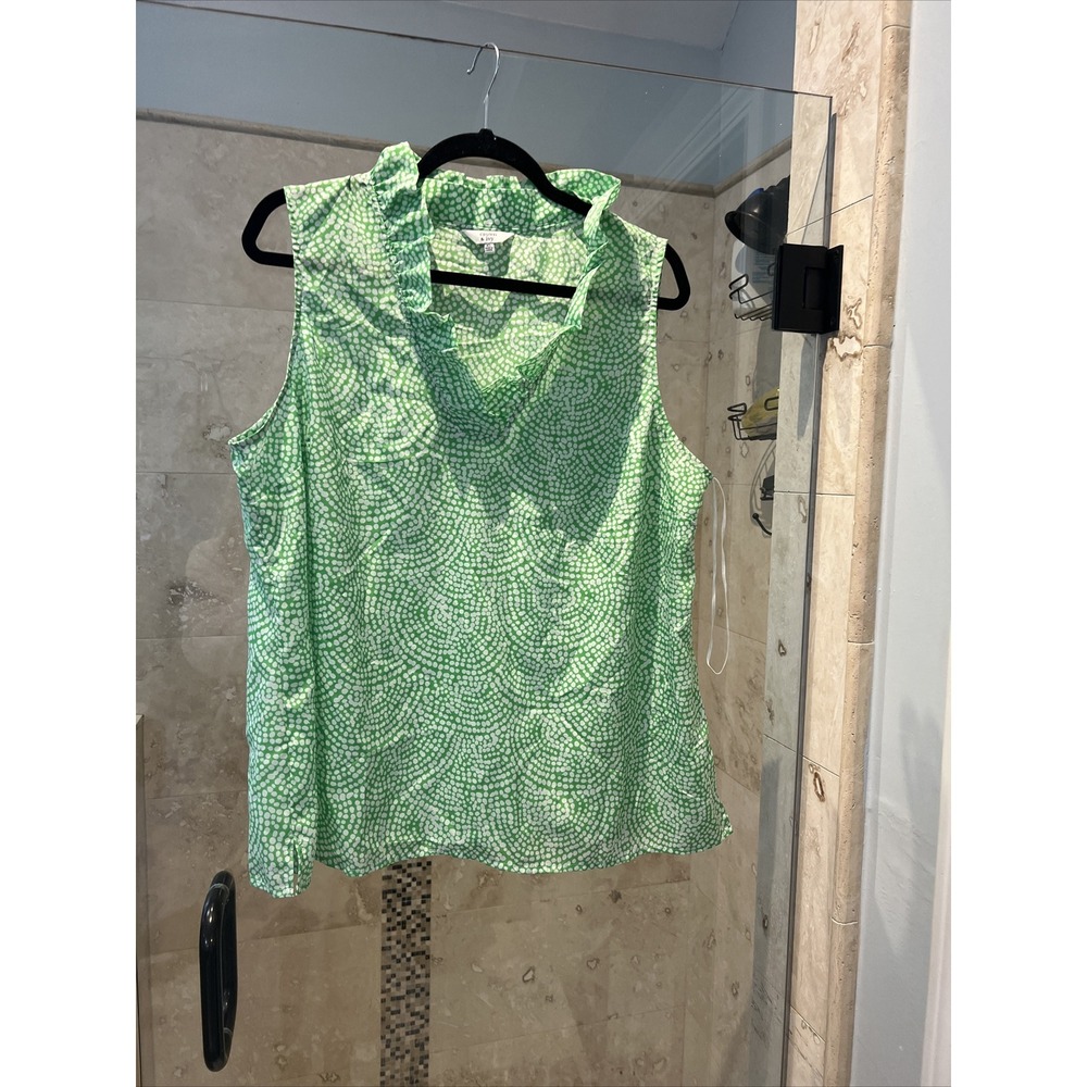 Crown & Ivy Green White Geo Ruffle Swirl Tank Top Womens XL Sleeveless Blouse
